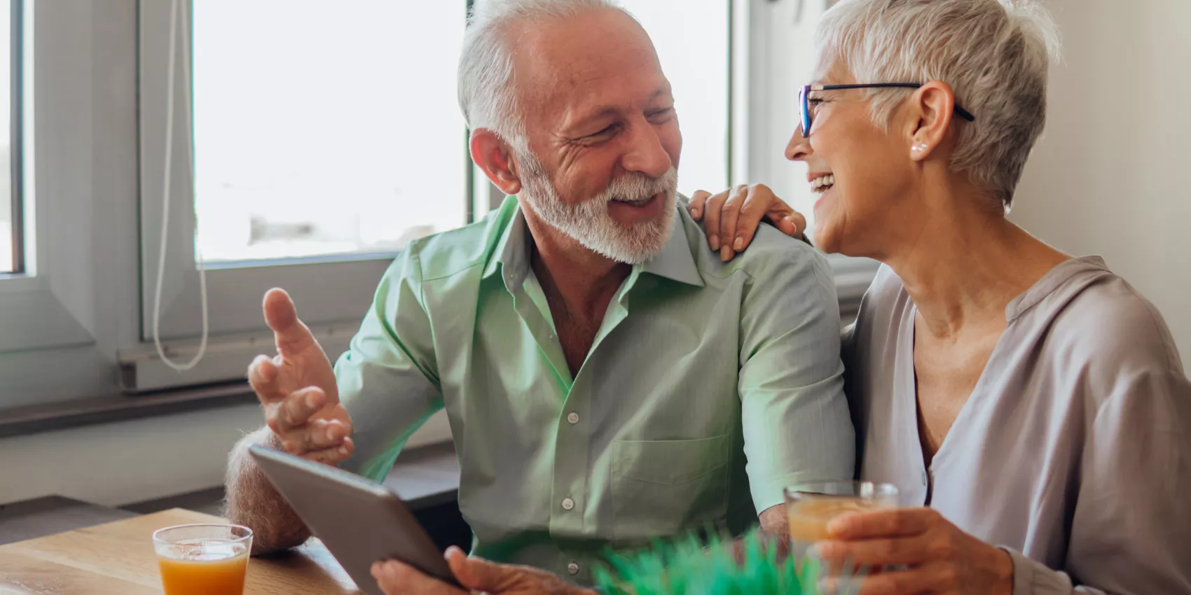 Two older Australians talking to each other